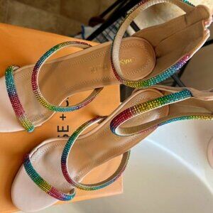 CHASE AND CHLOE SIZE 71/2 AND 10